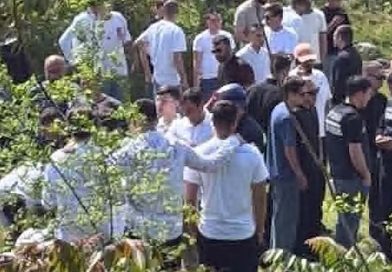 მანქანა, რომლითაც მოსწავლეები გადაადგილდებოდნენ, რამდენიმე მეტრის სიმაღლიდან გადავარდა